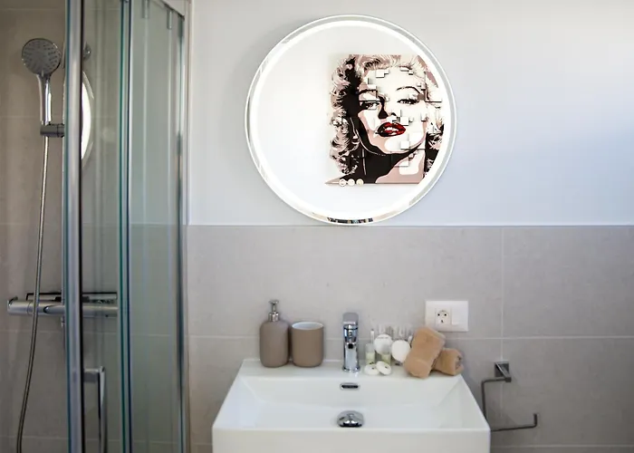 アパート Urbania