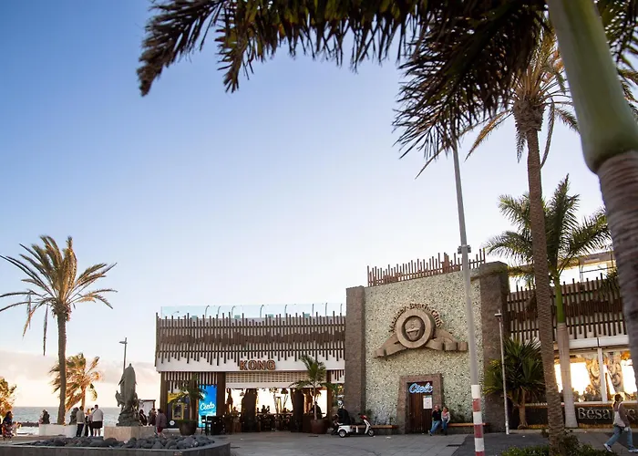 Urbania アパート