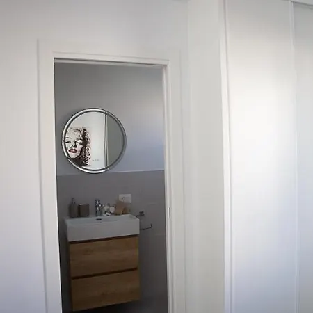 Urbania Apartment Costa Adeje (Tenerife)