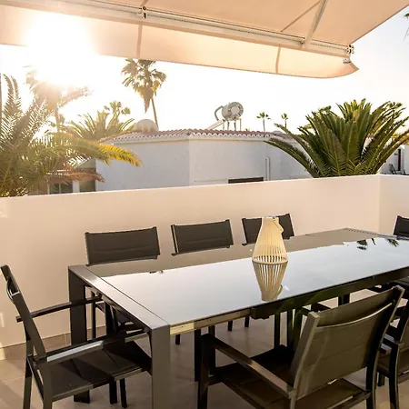 Urbania Costa Adeje (Tenerife)