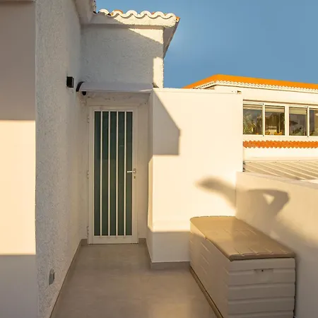 Urbania Apartament Costa Adeje (Tenerife)