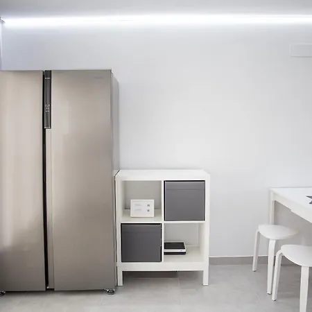 Urbania דירה אדחה